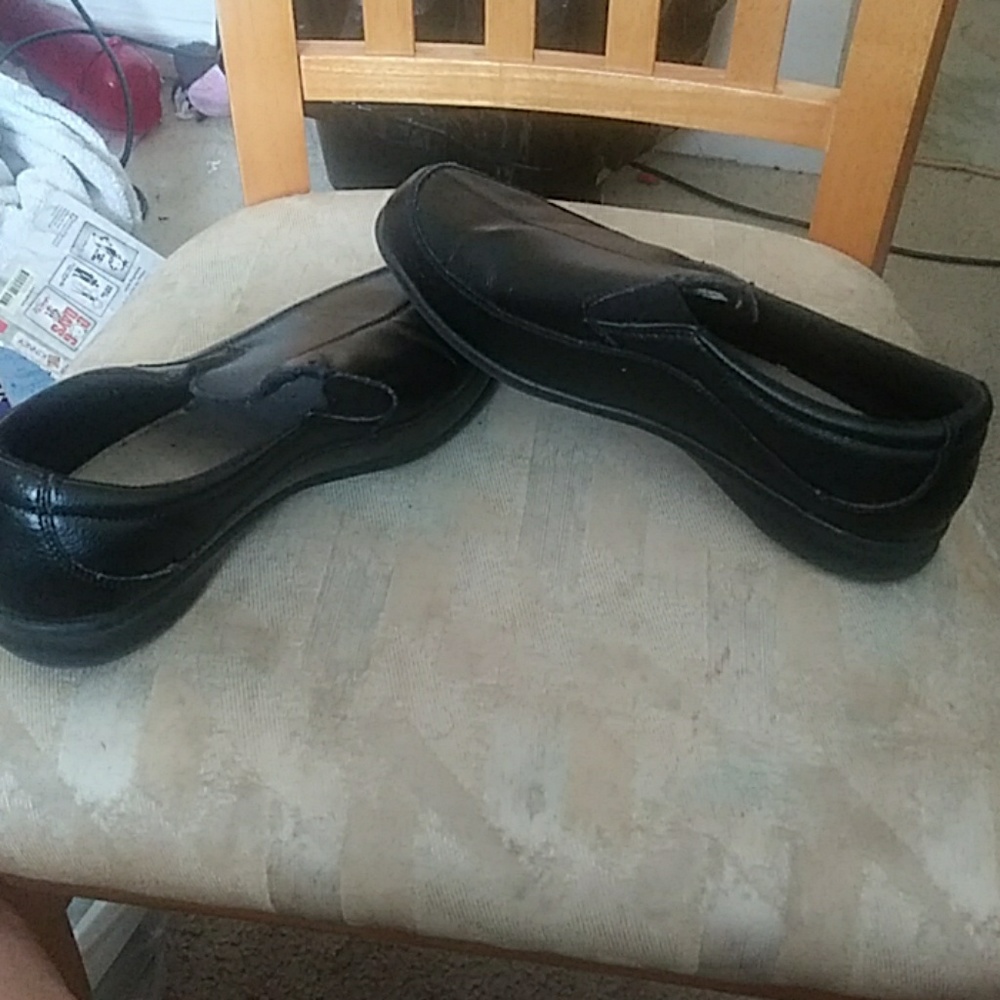 $20 - Picture 3 of 8